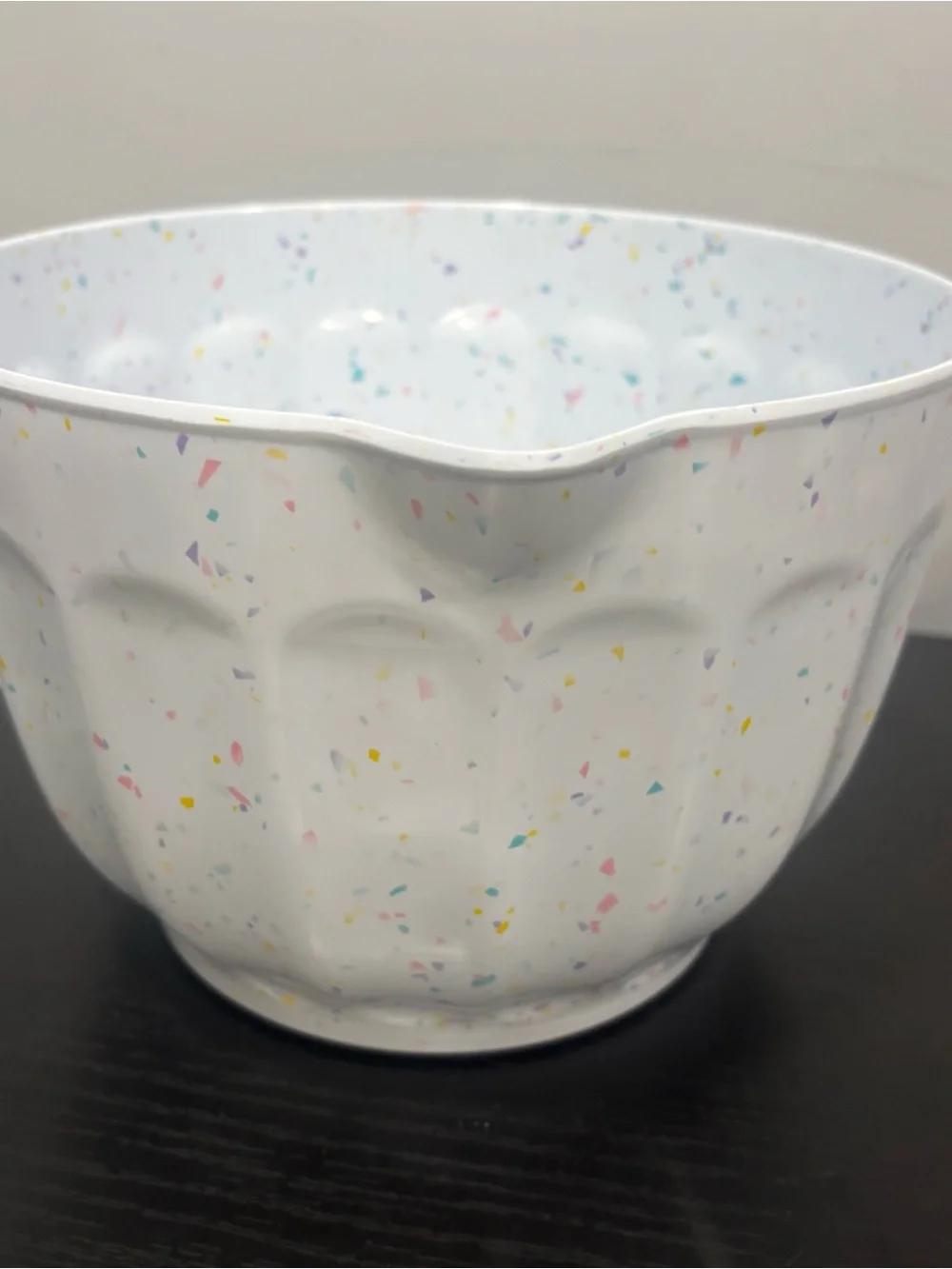 Melamine converter large Speckled White Mixing Bowl with Handle and Pour Spout